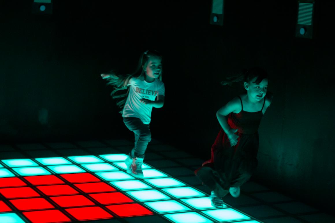 Pulse Up KIDS: El Suelo es Lava (sala 2) | Aventurico Monumental