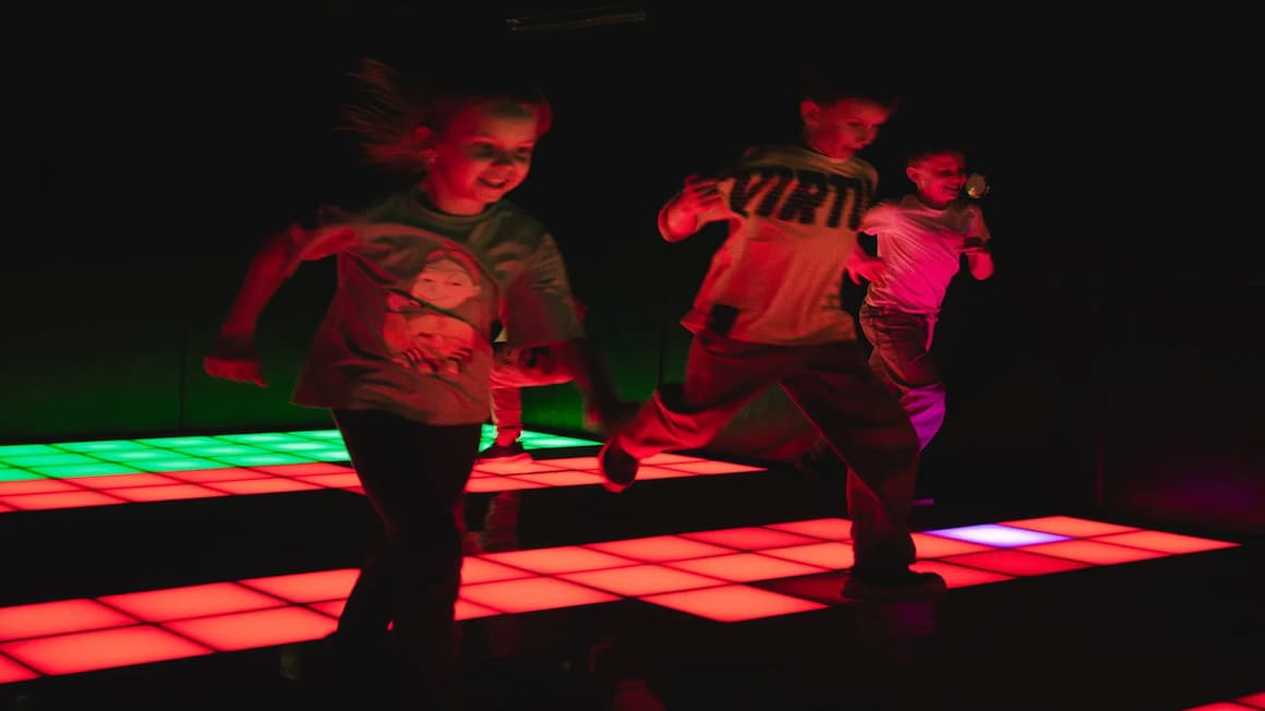 Pulse Up: El Suelo es Lava KIDS (sala 1) | Aventurico Monumental